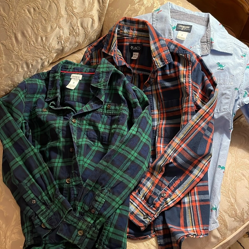 Size 7-8 boys long sleeve shirts. Excellent t condition